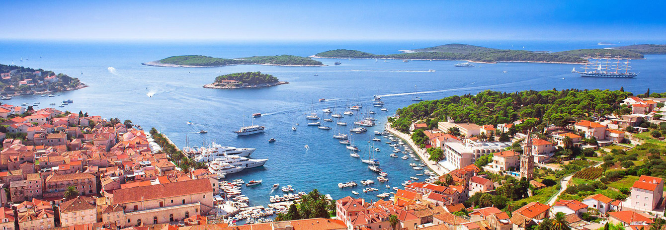 Navegación en Croacia: lugares de interés de Hvar