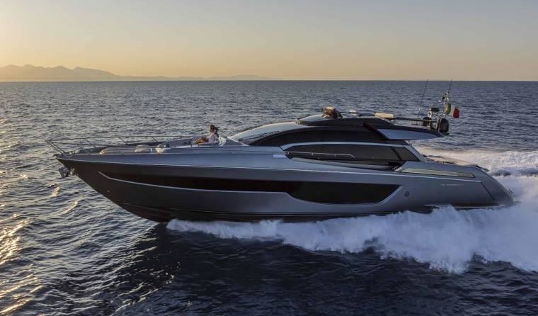 Riva 76 Perseo