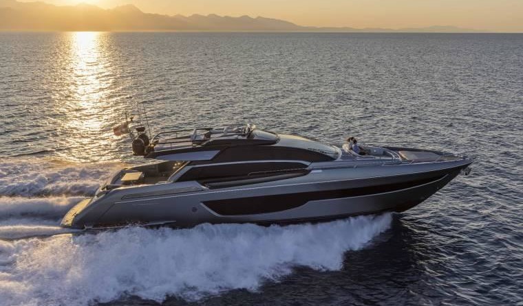 Riva 76 Perseo