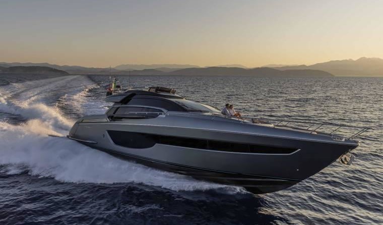 Riva 76 Perseo